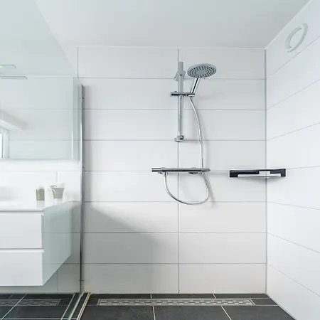 With Lots Of Privacy, Cleaning Included *
